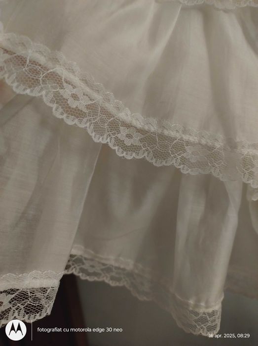 Fusta a'la Carrie Bradshaw, mini, alba