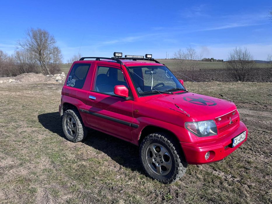 Mitsubishi pagero pinin 1.8gdi SUPER SELECT