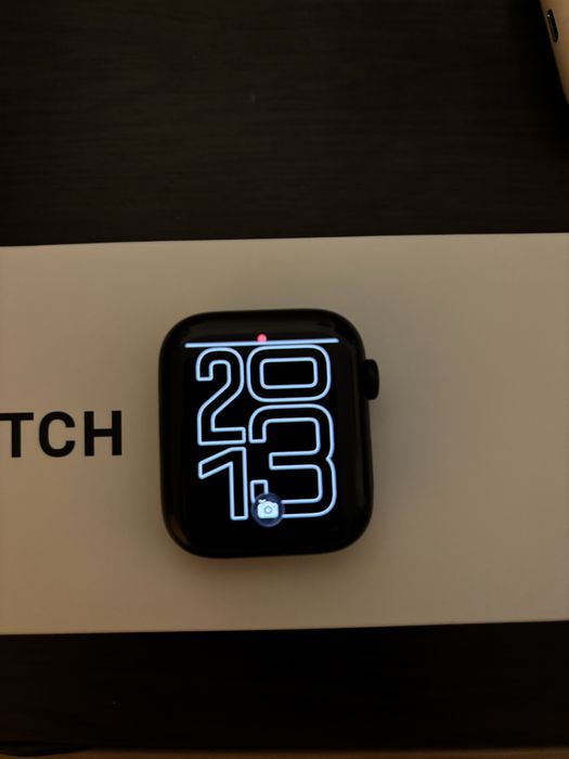 Apple watch SE2 GPS 2022