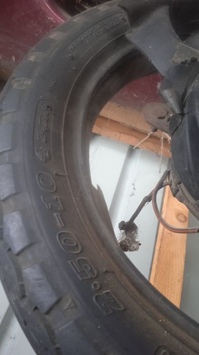 Продам покрышку 2.5/10