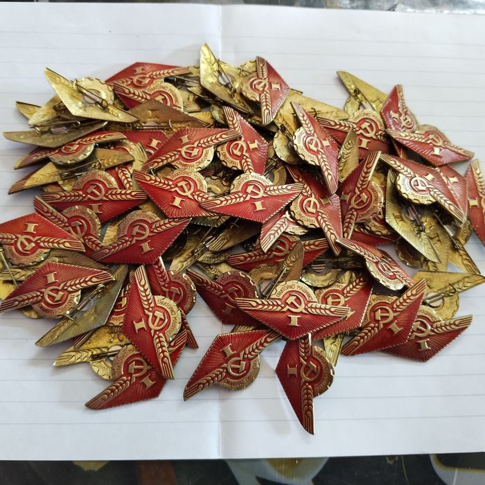 Значки, новые СССР.