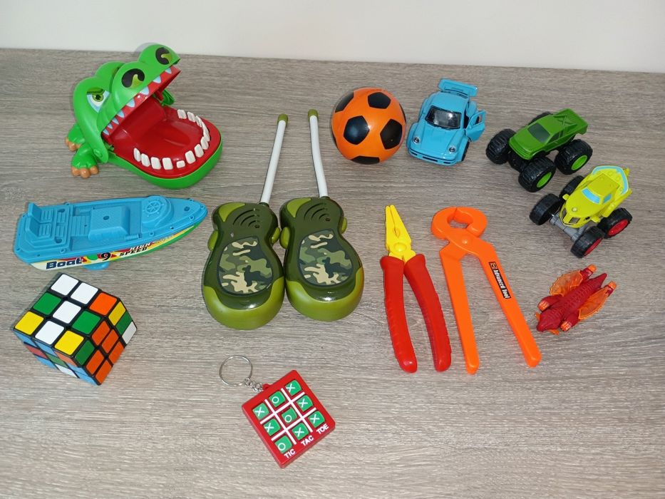 Играчки за момченце