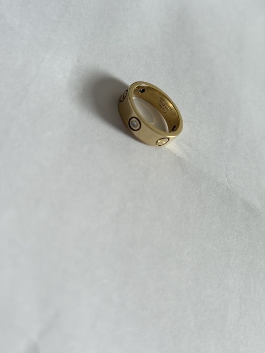 Золотое кольцо Cartier