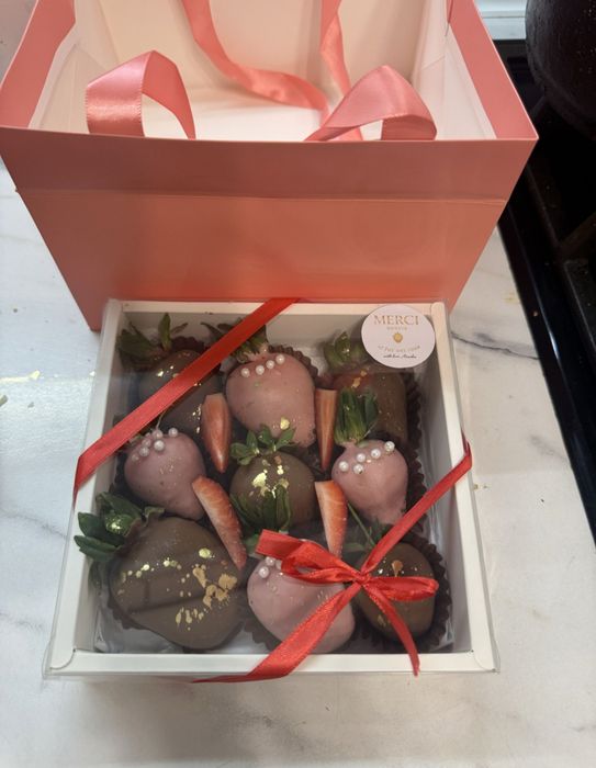 клубника в шоколаде