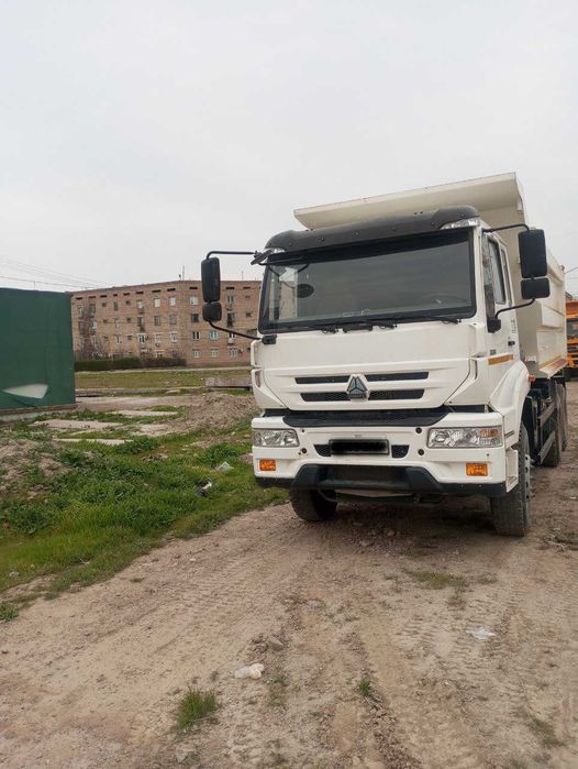 HOWO Sinotruck самосвал