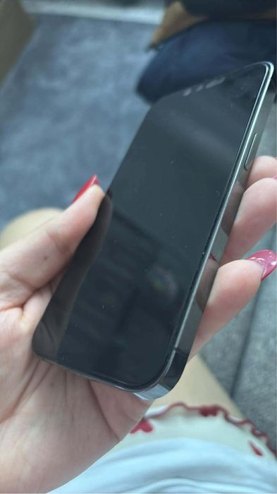 Vand iphone 13 pro impecabil