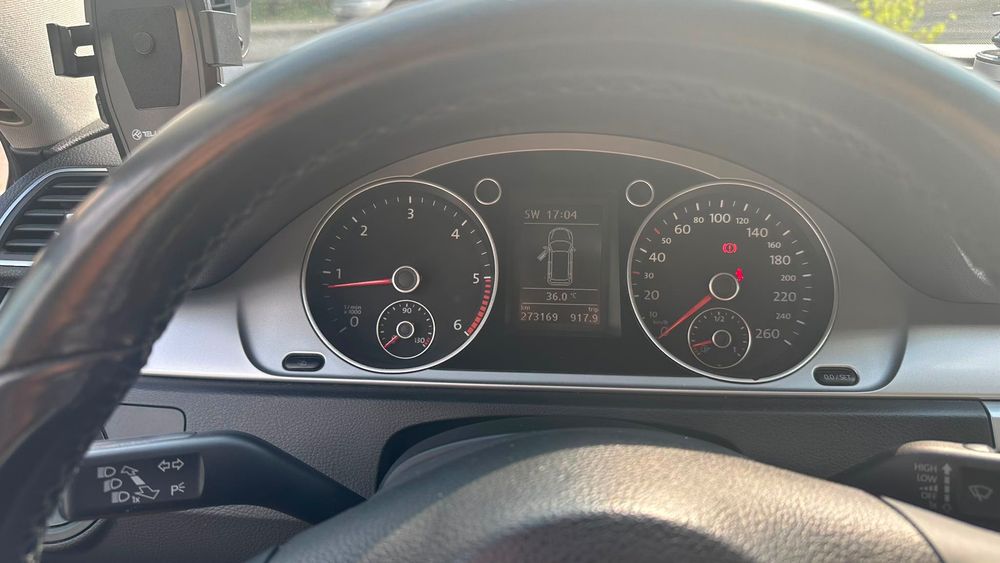 Volkwagen passat 2011