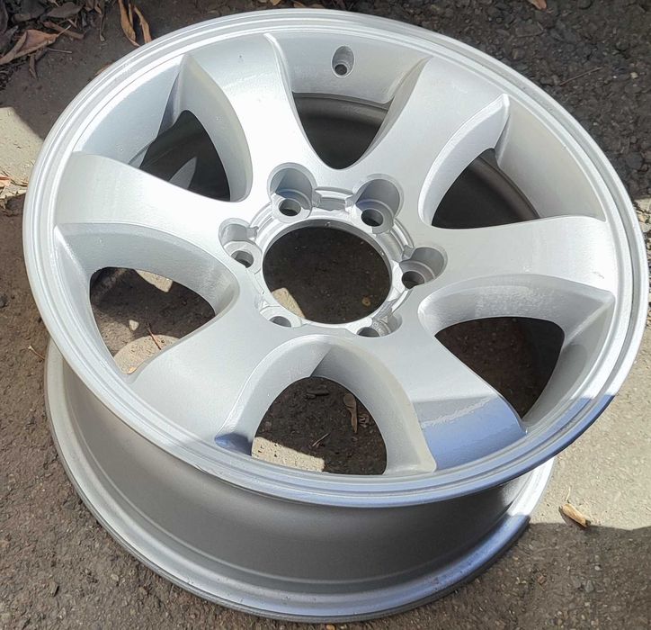 Колёса Прадо 120 с летней резиной.