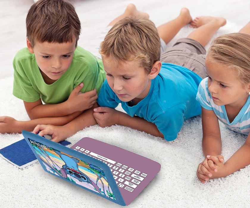 Образователен двуезичен лаптоп Lexibook, Стич