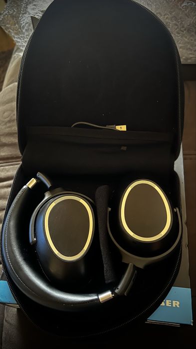 Sennheiser PXC 550 Bluetooth Слушалки