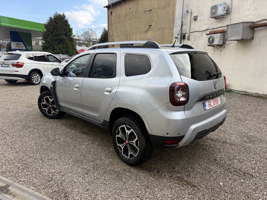 Dacia Duster 1.3 benzina 150 CP climatronic navi jenti