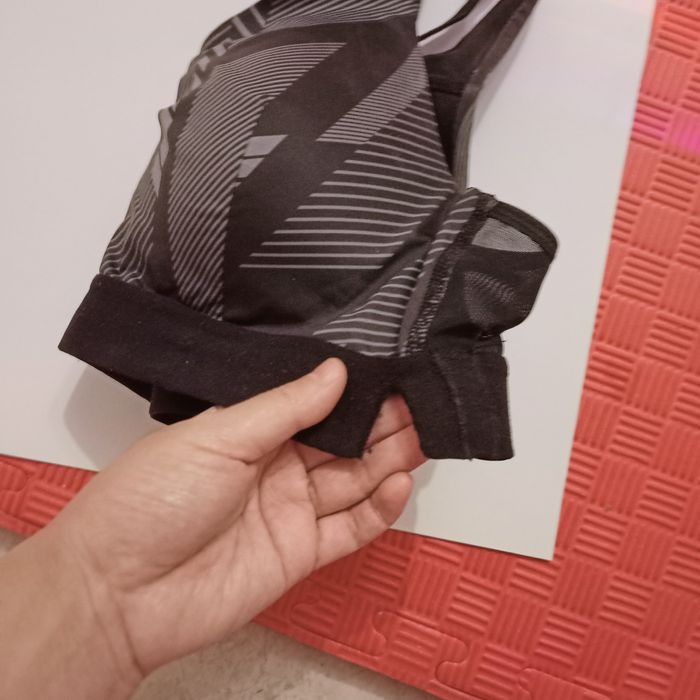 Продам спортивный топик