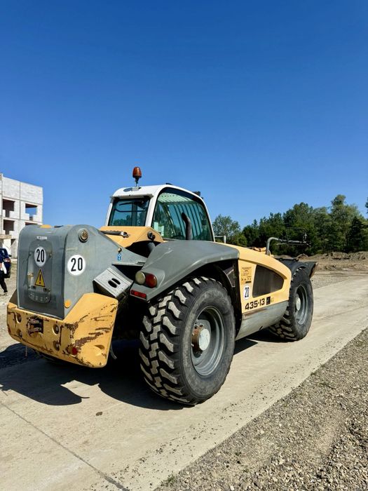 Încărcător frontal Liebherr telescopic IL.435.13 m