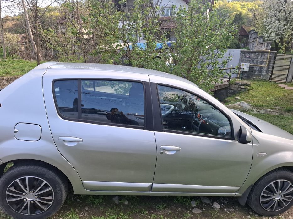 Dacia sandero 1.5 dci 2011