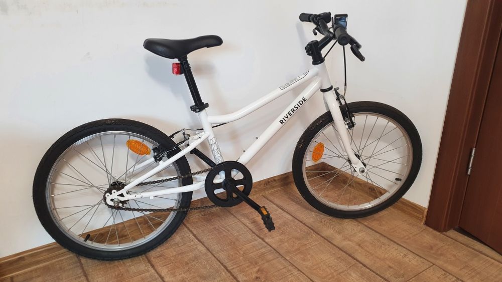Bicicleta copii 6-9 ani
