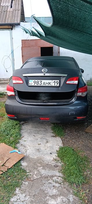 Nissan Almera 2014