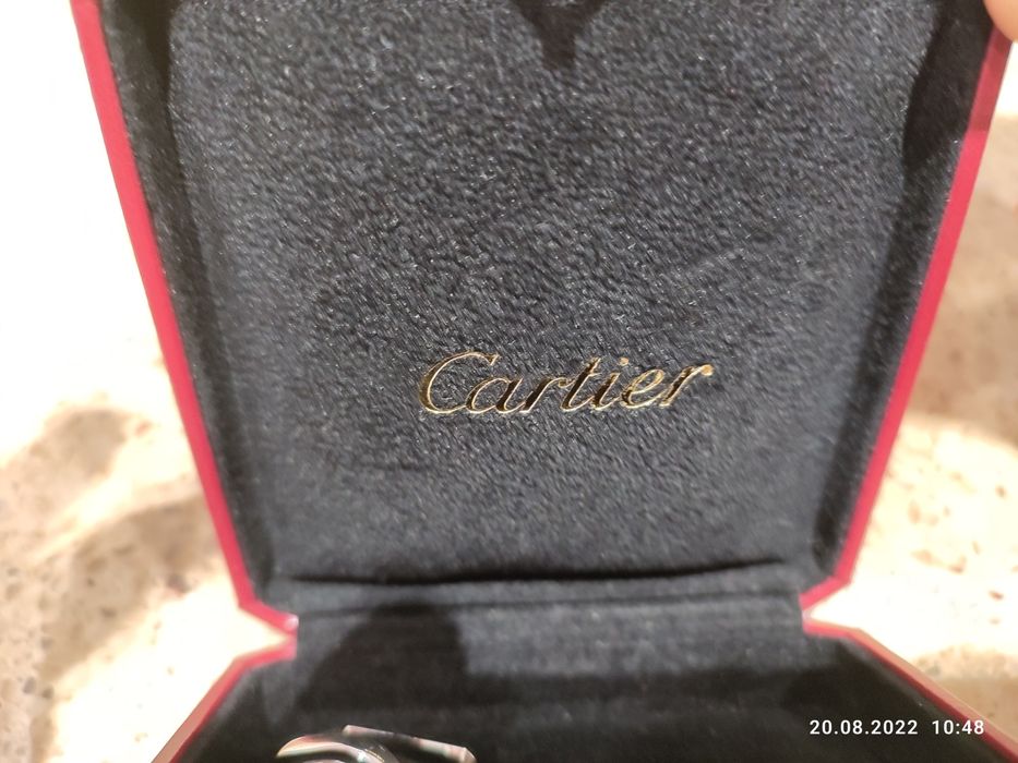 Продам Запонки Cartier