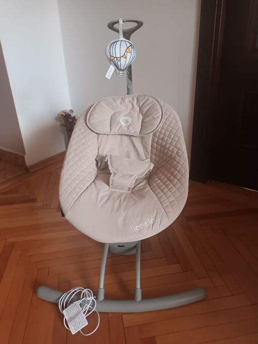 Balansoar Lionelo, model Rio
A fost doar încercat, dar bebelușul nu a