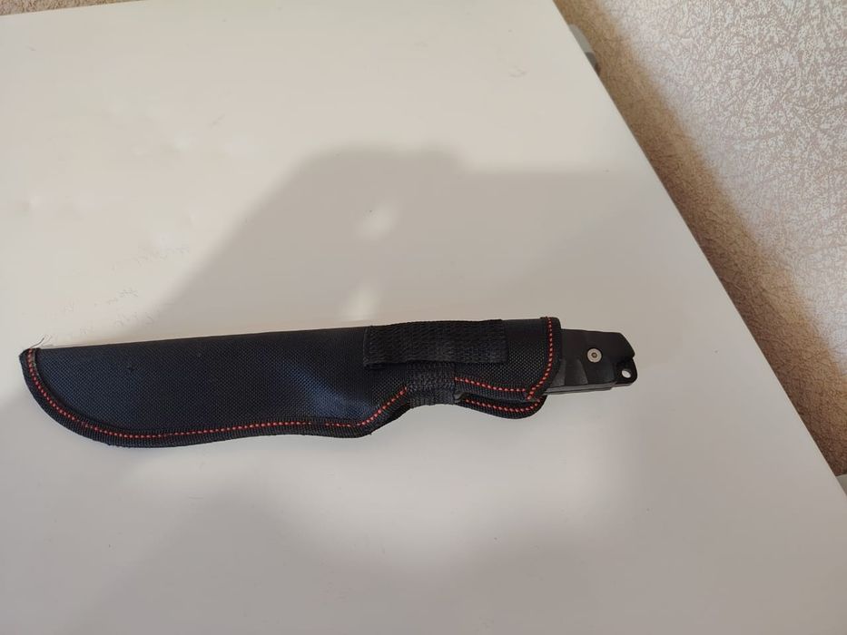 Нож разделочный.