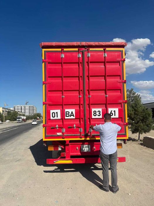 Полуприцеп тентованный 3-х осный в отличном состоянии