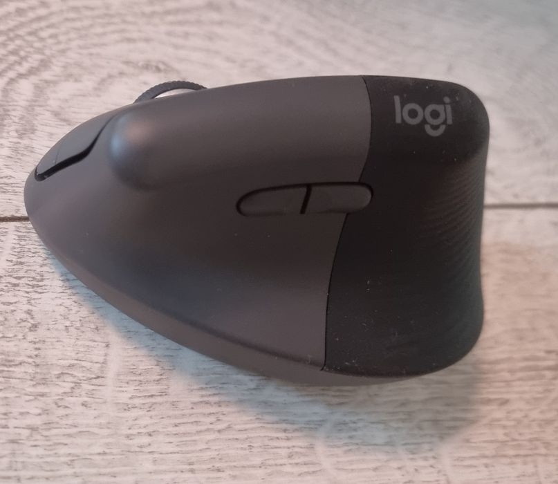 Безжична мишка Logitech