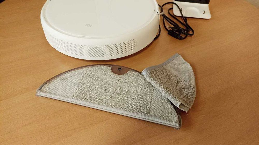 Xiaomi Mi Robot Vacuum Mop 1C Прахосмукачка робот