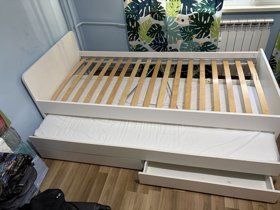 Легло сандвич Ikea Slakt