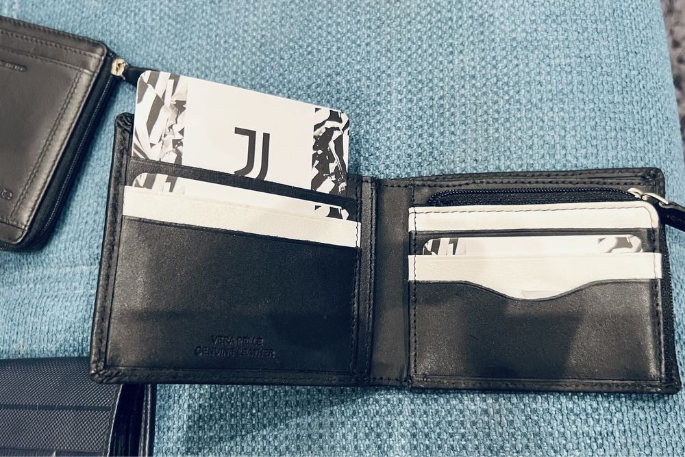 Мъжки портфейли внос от Италия.Ест. кожа.Нови,за футболни маниаци :)