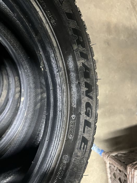 215/55/17 Triangle зима шипы