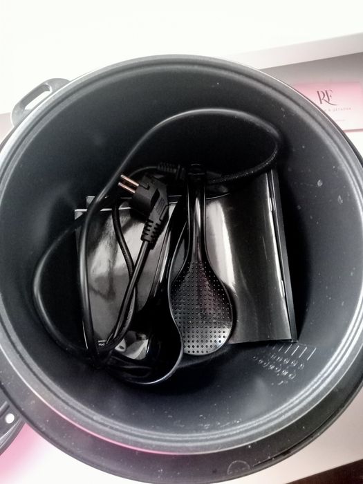 Мультиварка Red новая