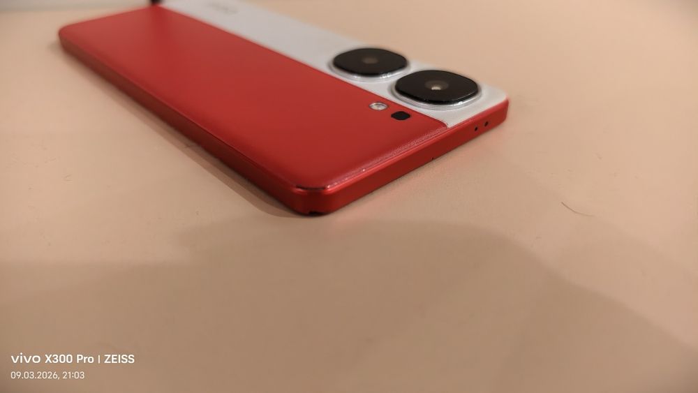 Продоется iqoo neo 9