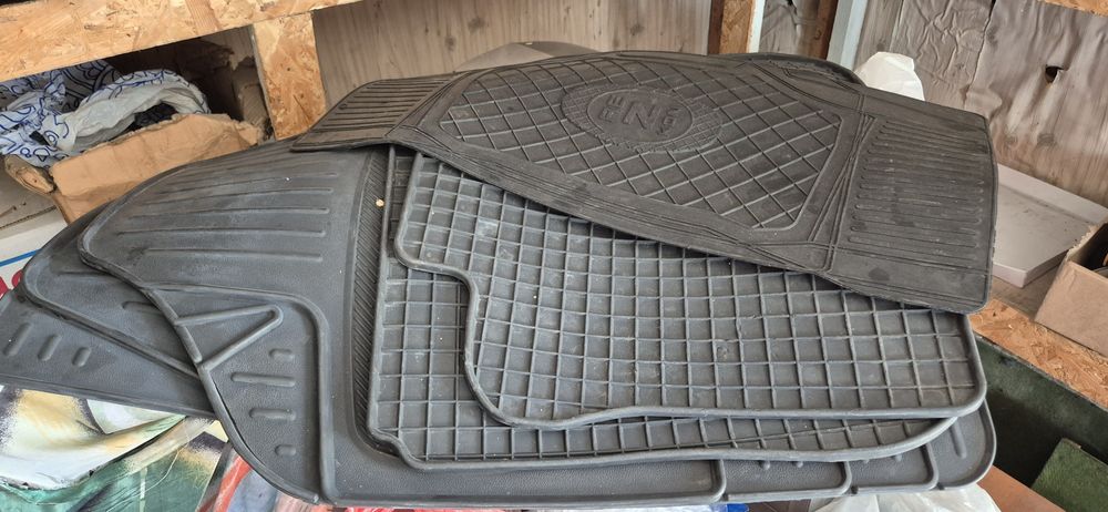 Коврик полики  на любой легковой