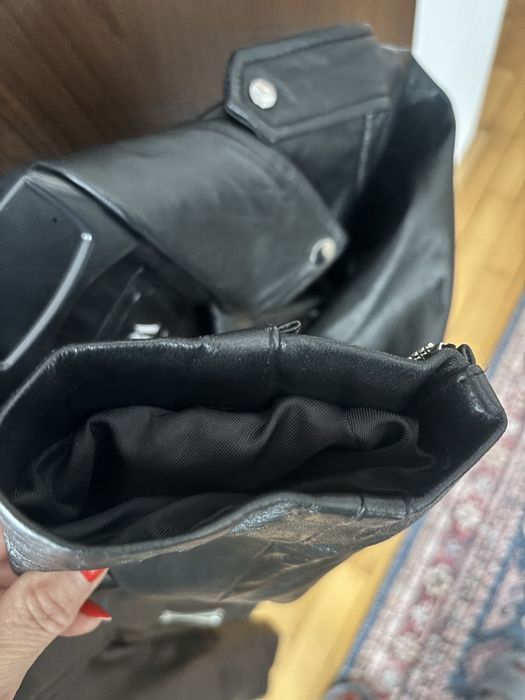 Geaca de piele neagra Zara