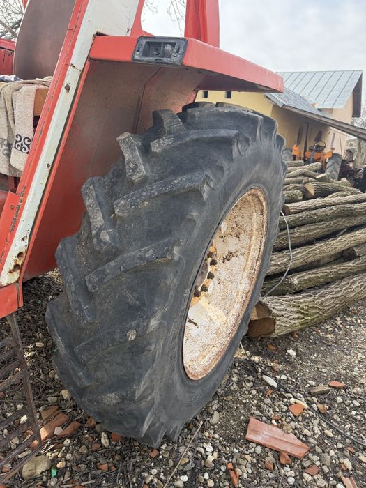 Tractor Fiat680+plug