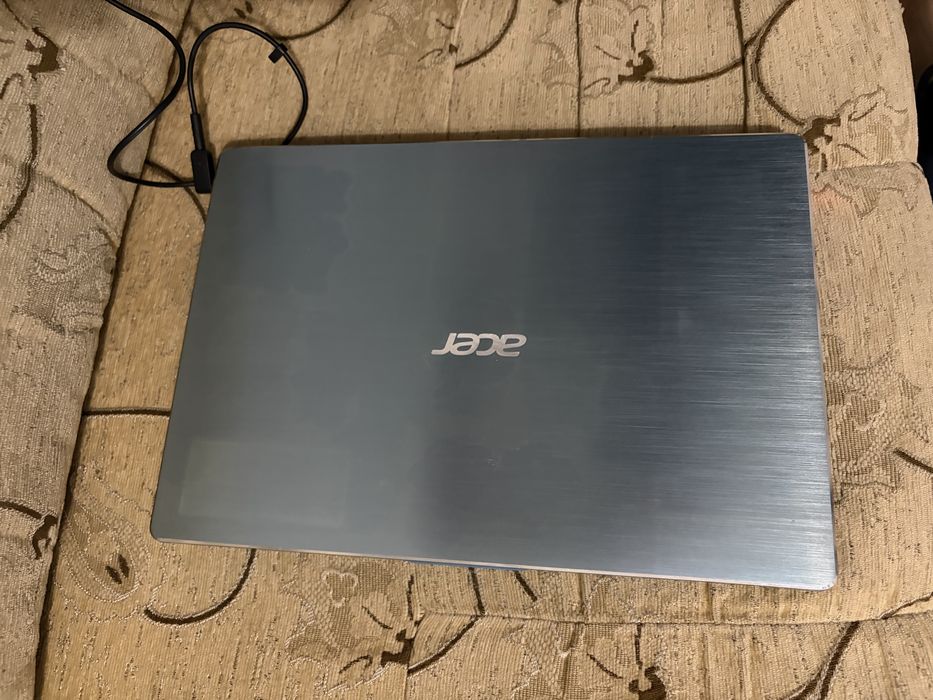 Продаю ноутбук acer swift 3