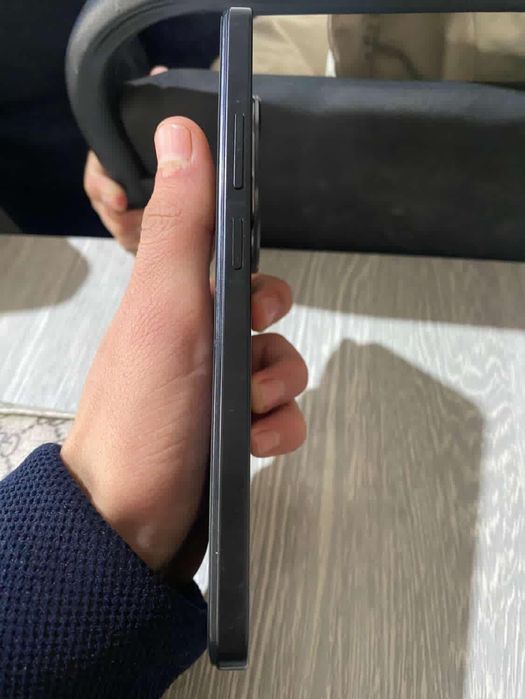 Redmi 14C srochni sotiladi tiniq karobka dakument bor