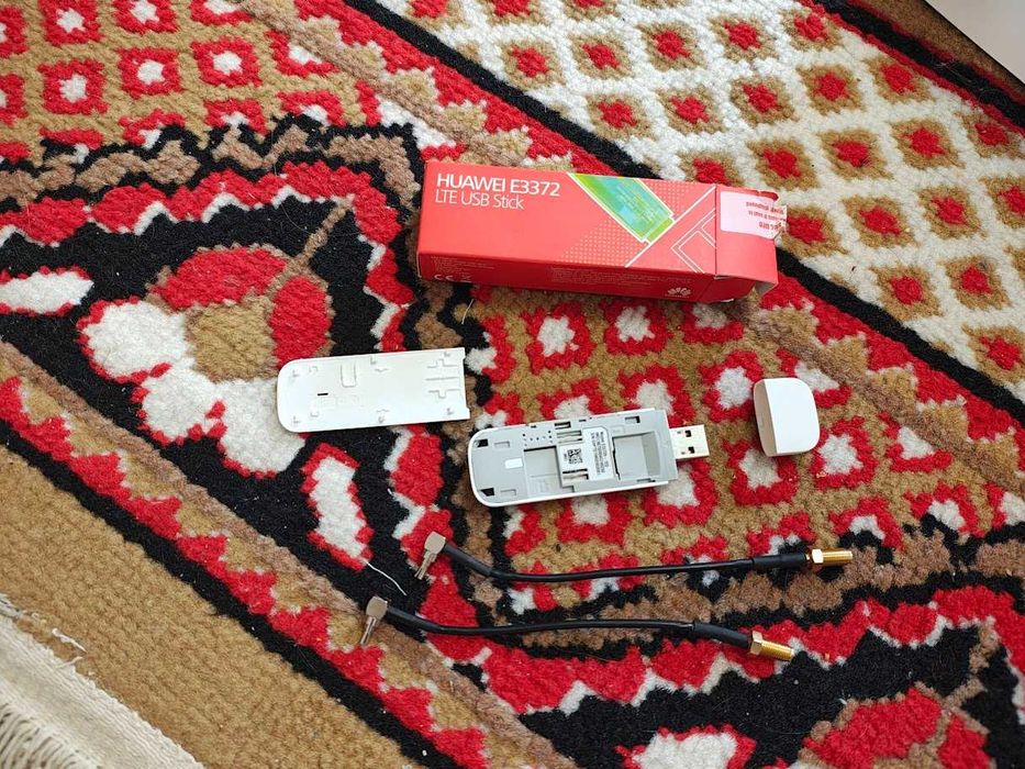 Stick MODEM 4G 3G - Huawei E3372 - 150 Mbps DECODAT