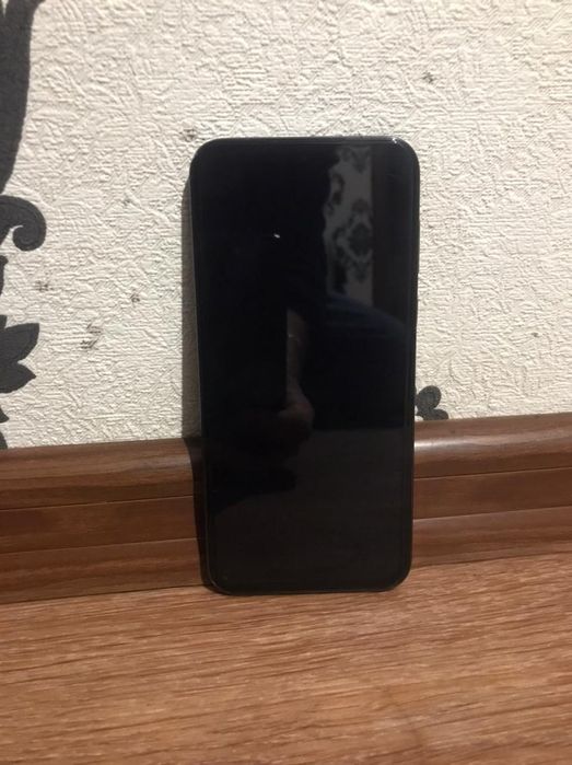 Продам Смартфон всё работает