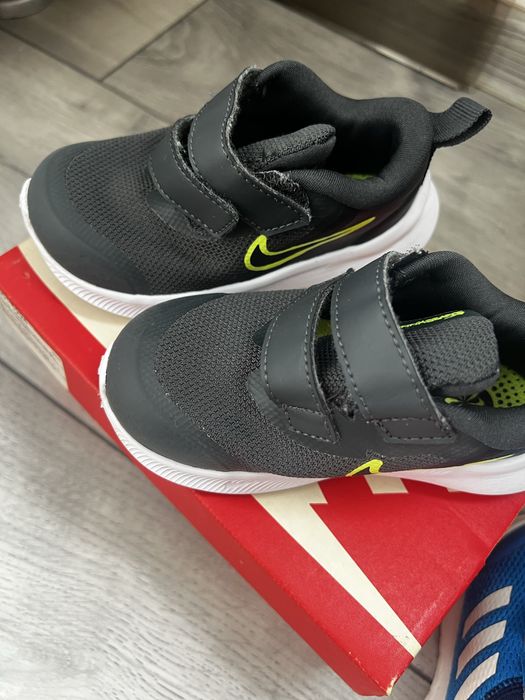 Vand incaltaminte  copii nr 22, 23