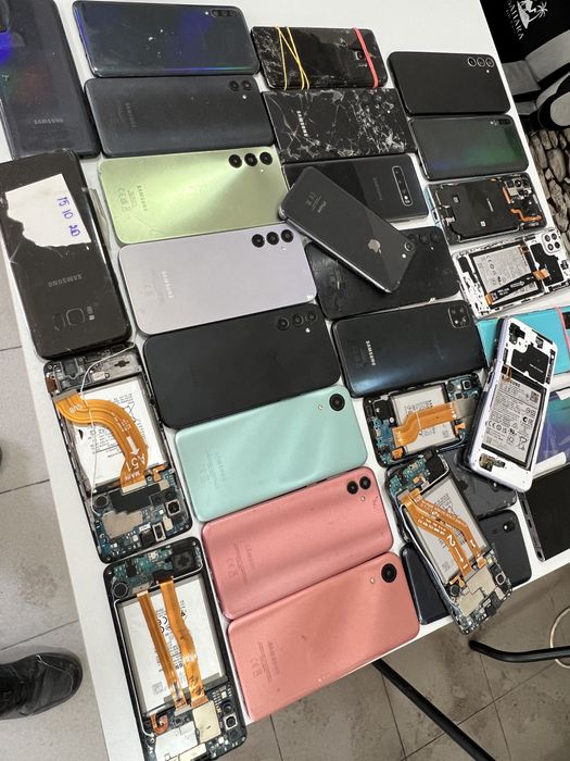 Lot telefoane Samsung piese S9 S10 A22 A23 A10 A21 A34 A50 A51 A52