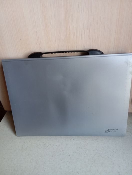 Продам   портфели