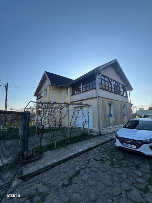 Vila premium Tautii de Sus, 250 mp, teren 14 ari, tenis & panorama