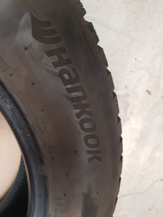 2 buc Anv.iarna 235/60r18  hankook