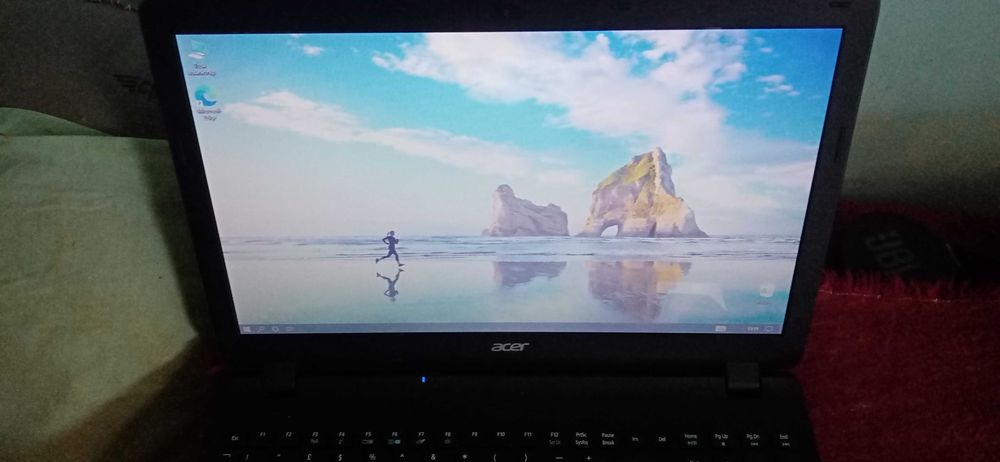 Продавам Лап топ Toshiba
