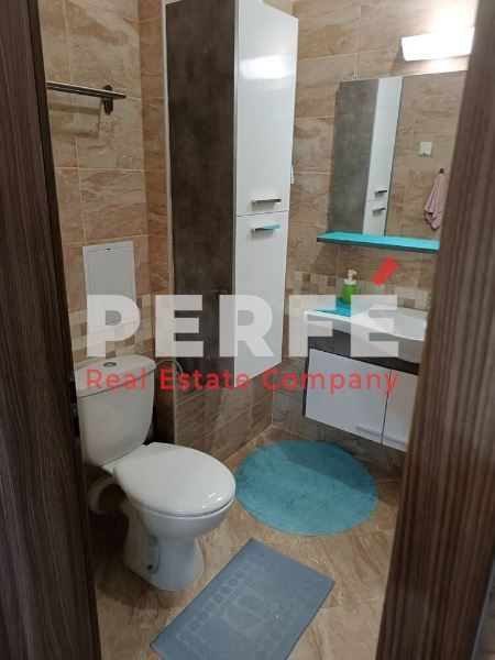 Продава се Двустаен апартамент в Бургас, Зорница - 76 кв.м за 2500 €/кв.м - Снимка #5