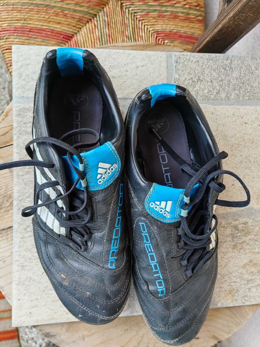 Футболни обувки - бутонки 43 професионални Adidas Predator