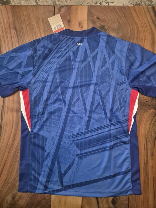 Новите тениски на Челси 25/26