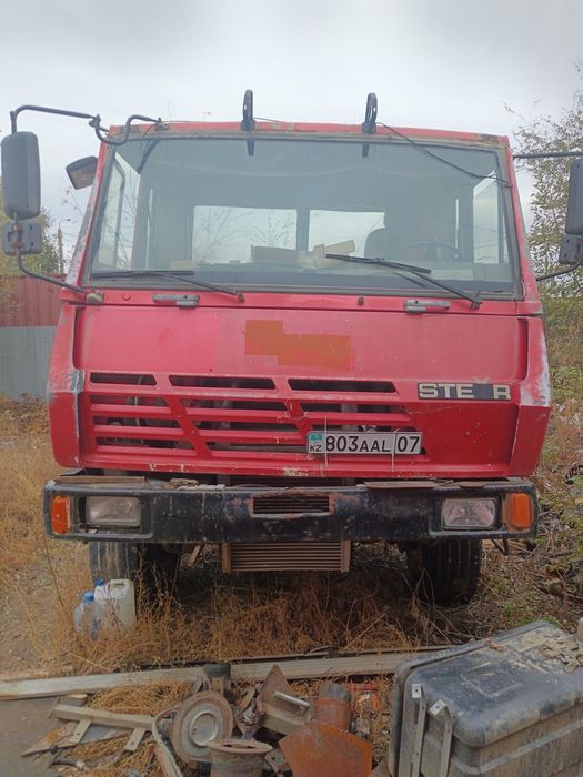 Тягач полноприводный  хово