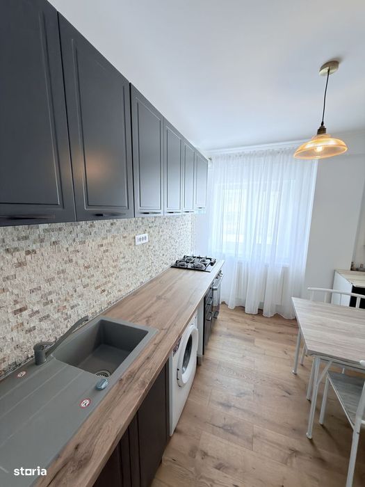 Apartament 3 camere nou renovat Piata Mare.Prima inchiriere!