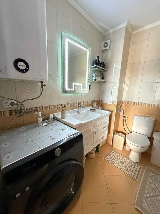 Продава се Тристаен апартамент в София, Хладилника - 95 кв.м за 853 €/кв.м - Снимка #6